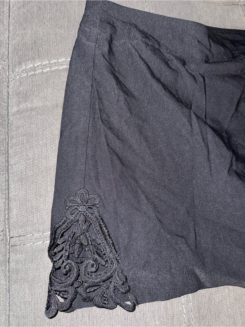 Attyre Black Lace-Trim Skort